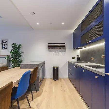 New Luxury 2 Bed