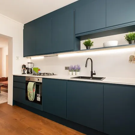 Apartment Stylish & Elegant 2-br Flat In Greenwich