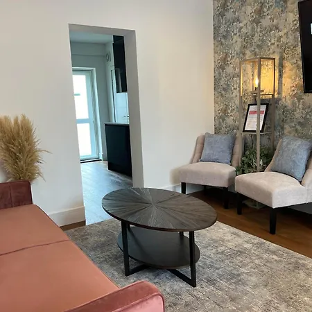 Apartment Stylish & Elegant 2-br Flat In Greenwich
