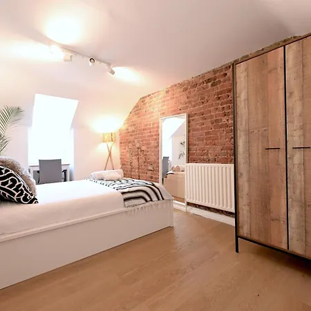 Umodzi House- Luxurious 3 Bedroom Apartment London