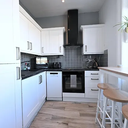 Umodzi House- Luxurious 3 Bedroom Apartment London