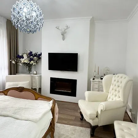 Fulham Lux * London
