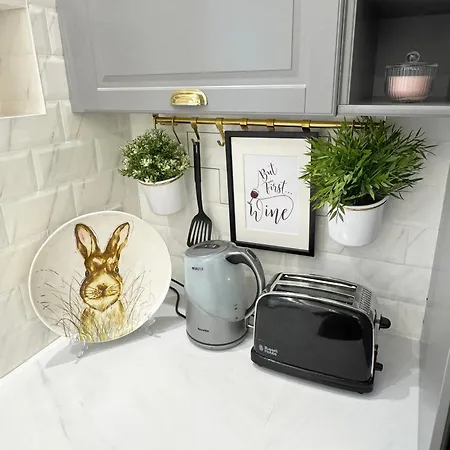 Fulham Lux *