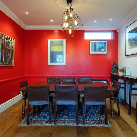 Veeve - Chiswick Victorian Gem Holiday home London