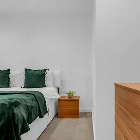 Londwell, Kings Cross & Pentonville Luxury Balcony * London
