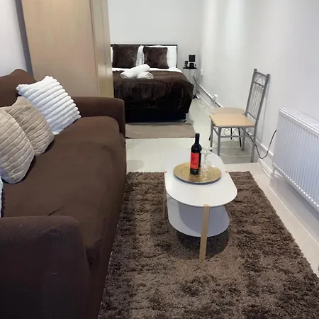 Nestly Nook In New Cross * לונדון
