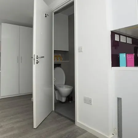 Exclusive Student Only Modern In The Heart Of Londons Academic And Cultural Hub Apartment *