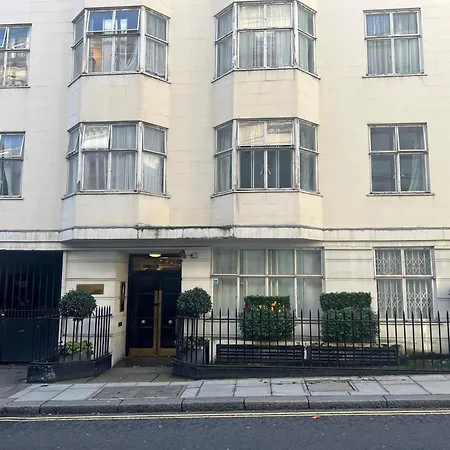 Hertford Court Apartment London