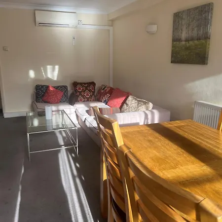Hertford Court London