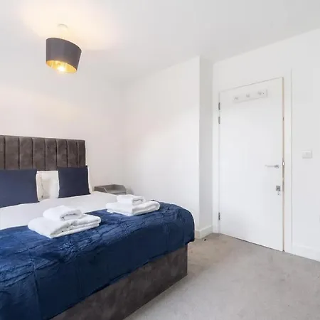 Capital Two Bedroom In Colindale Apartment Edgware