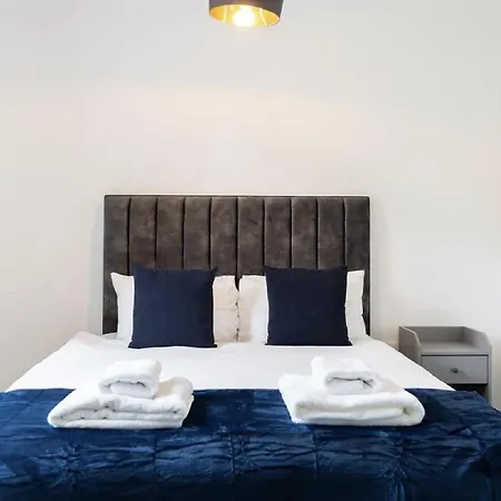 Capital Two Bedroom In Colindale Apartment Edgware