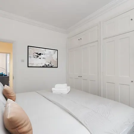 Apartment Heavenly Stays, Knightsbridge, Stylish 2-bd Escape