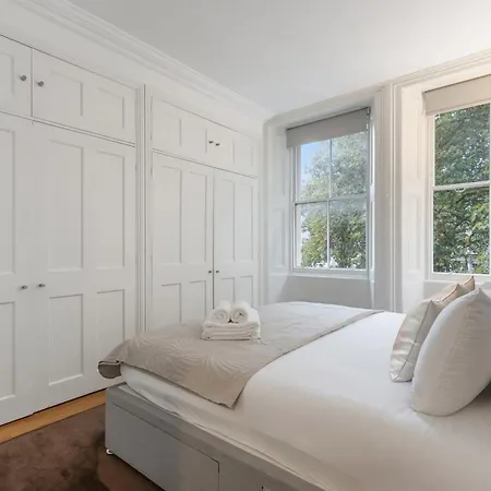 Heavenly Stays, Knightsbridge, Stylish 2-bd Escape * London