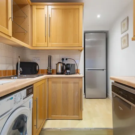 Apartment Heavenly Stays, Knightsbridge, Stylish 2-bd Escape