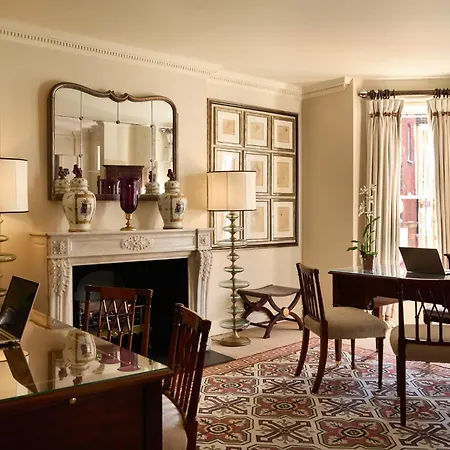 Egerton House Hotel