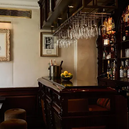 Hotel Egerton House