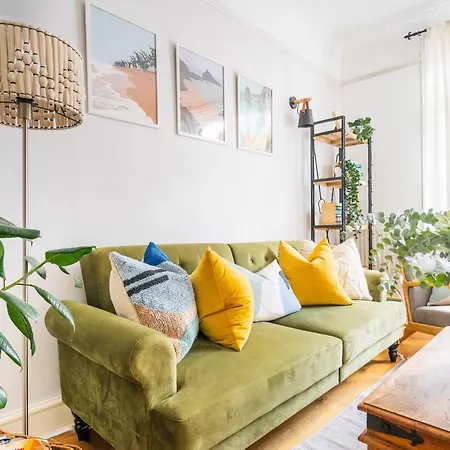 Charming Garden Flat With A Free Parking * Ealing