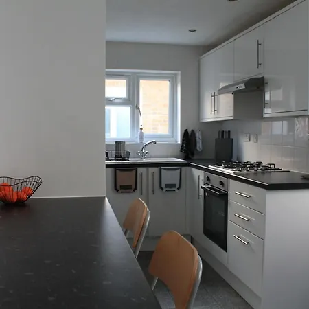 Reach Retreat Spacious 4bed House Startford Maryland Great Transport Links Holiday home *