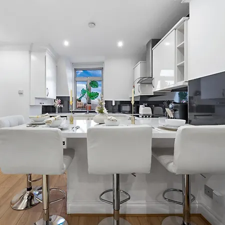 Apartment The High Street Kensington Boutique London
