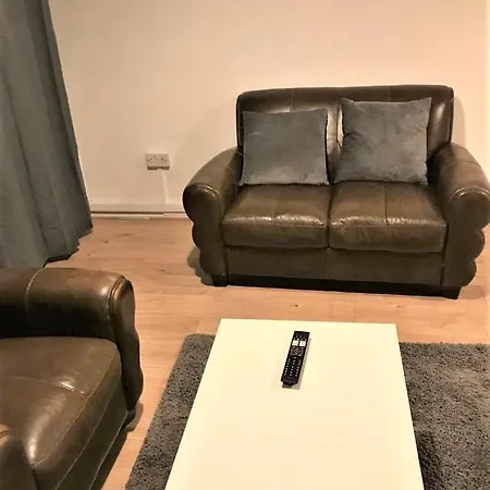 Apartment Lovely 2 Bedroom Close To Plaistow Station *