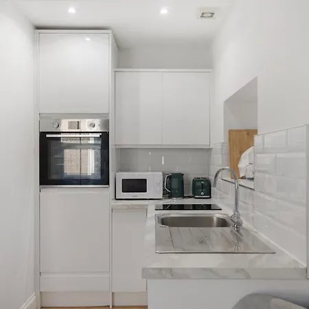 Hafh In Paddington - Double 3 London