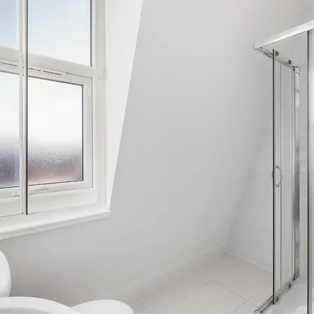 Apartment Hafh In Paddington - Double 3 *