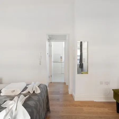 Hafh In Paddington - Double 1 * London
