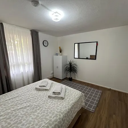 Guest house Spacious For Rent 10 Min From Tower Bridge London