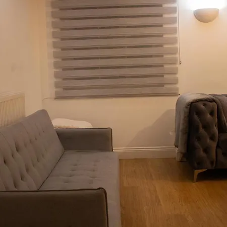 Apartment Spacious 2 Bedroom In Woolwich 15 Minutes To 02 London