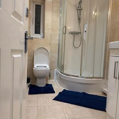 Apartment Riverside Haven 2 *