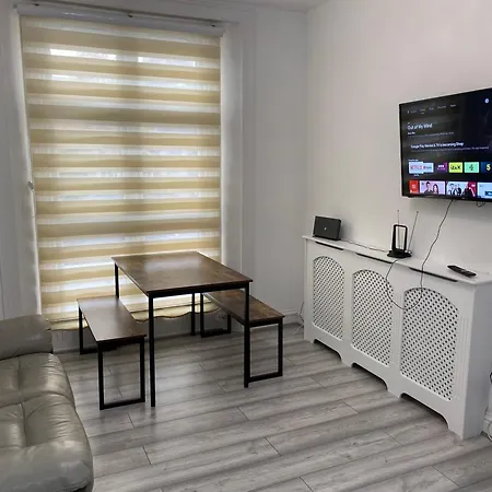 公寓 Flat Next To Westfield Shopping Centre