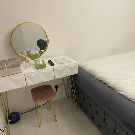 The Getaway Apartment *