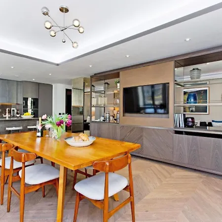 Apartment Living 3 Bedroom London