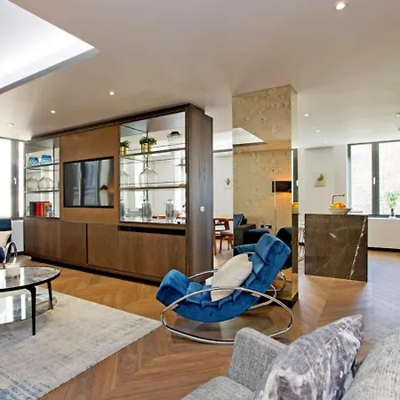 Apartment Living 3 Bedroom