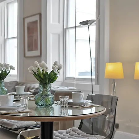 Belgravia Apartment