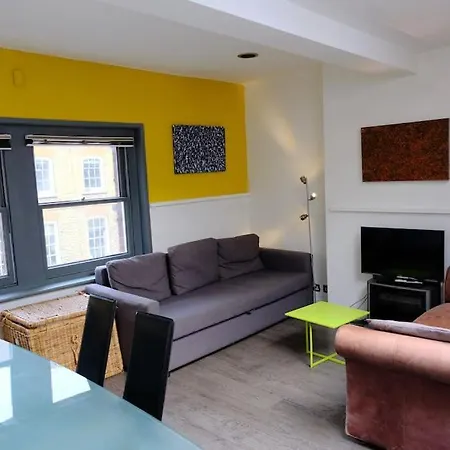 Stylish Near Carnaby Street *