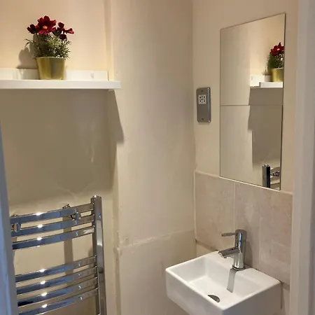 Specious Flats London