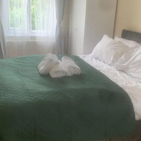 Bed & Breakfast Specious Flats