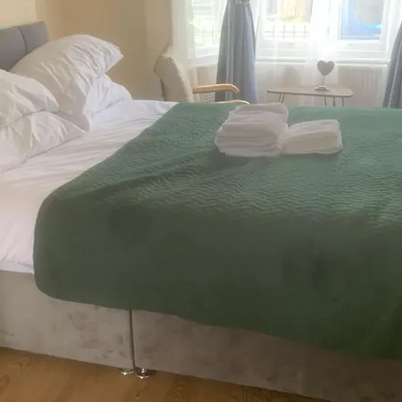 Bed & Breakfast Specious Flats *