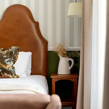 Hotel The Drayton Court 4*