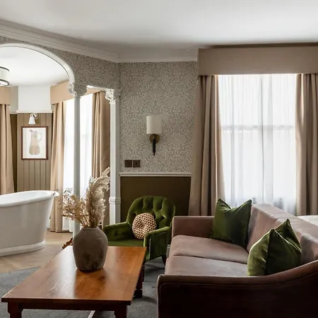 The Drayton Court Hotel Londen