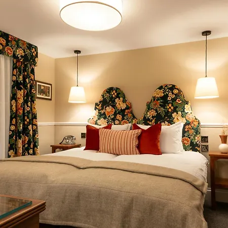 The Drayton Court 4* London