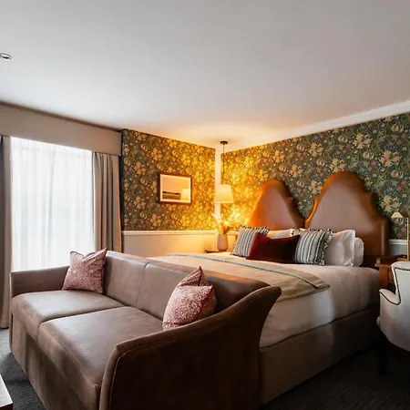 The Drayton Court Hotel