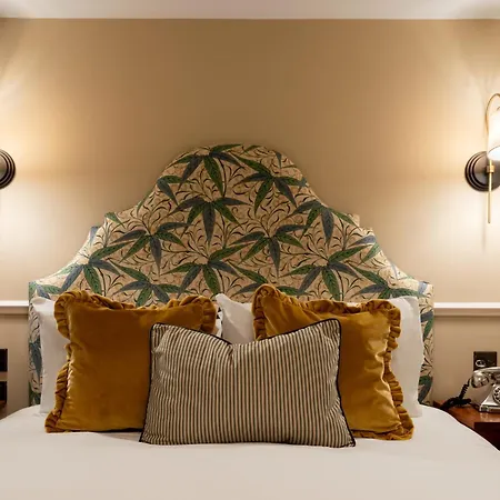 The Drayton Court 4*
