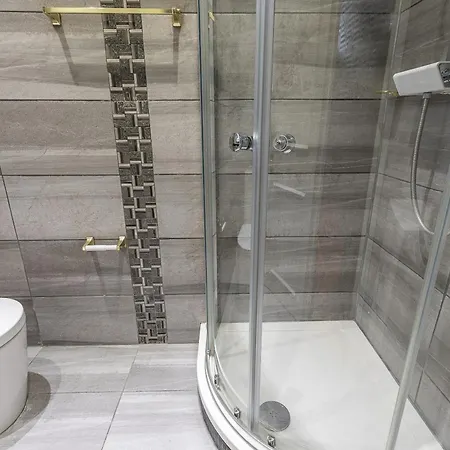 Gorgeous 4 Bedrooms Near Hyde Park And Oxford St Apartment *