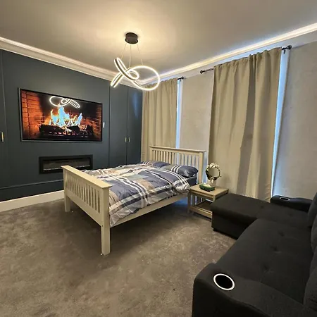 La Casa Place * London