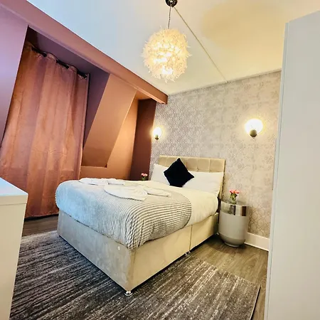 Apartment Eye 3 Bedroom London