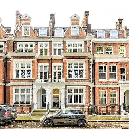 Bright 2 Bedroom In South Kensington *
