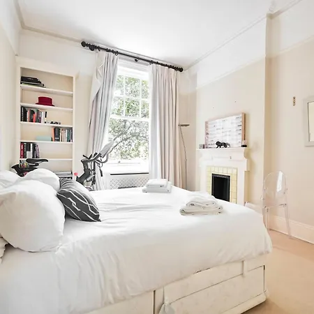 Apartment Bright 2 Bedroom In South Kensington *