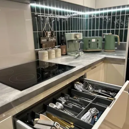 Apartment Long Term Business Relocators Canary Wharf